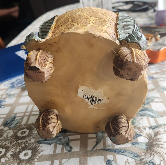 Unique Pineapple Style Box - Picture 7 of 7